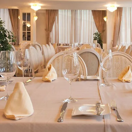 Berlin Park Vitosha فندق 4*